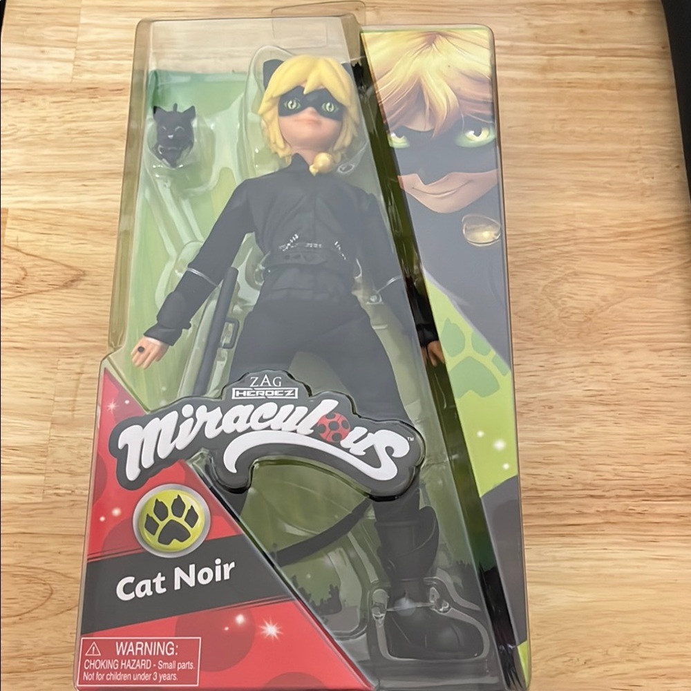 New Miraculous Cat Noir Action Figure